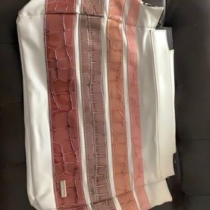 Assorted purses